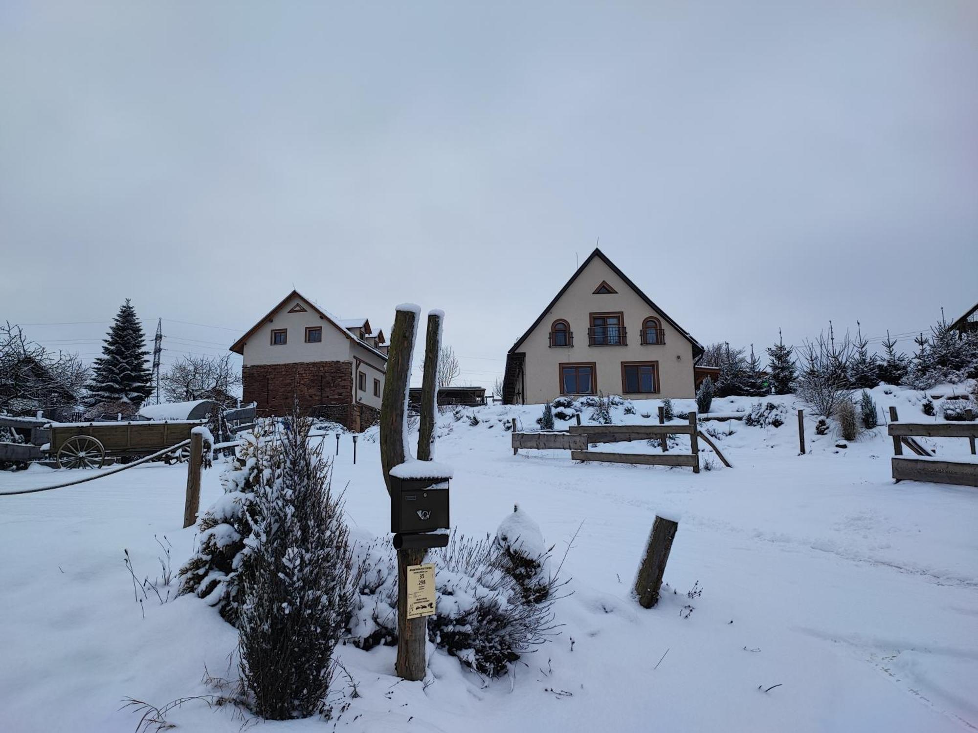 Apartmán na statku Červený Kostelec Cervený Kostelec Exterior foto